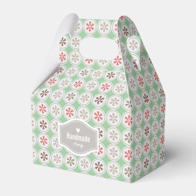 Personalised red green Chirstmas snowflake pattern Favour Box (Front Side)