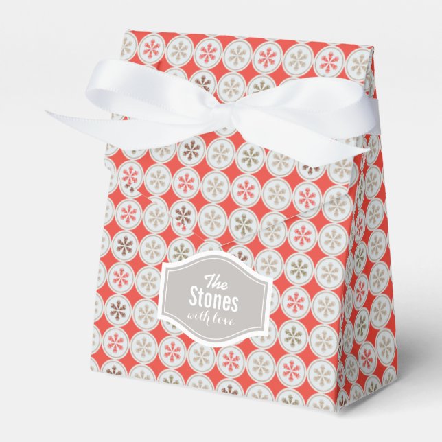 Personalised red green Chirstmas snowflake pattern Favour Box (Front Side)