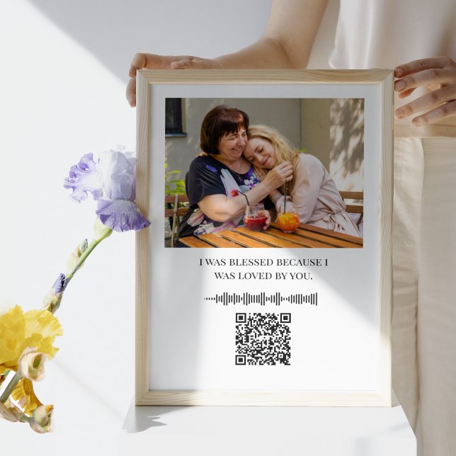 Personalised Soundwave Art Qr Code Family Image  Poster (Creator Uploaded)