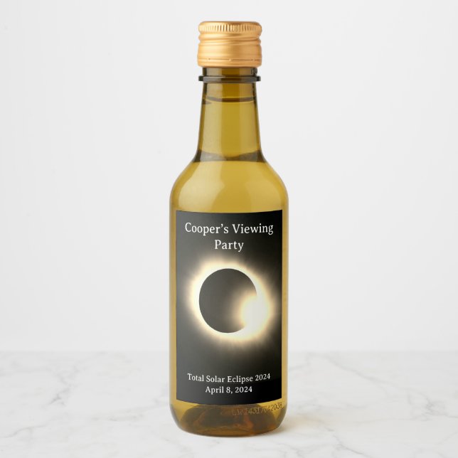 Personalised Total solar eclipse 2024 Wine Label (Front)
