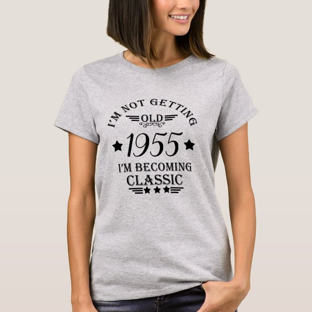 Personalised vintage 70th birthday T-Shirt (Front)