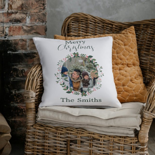 Personalized Family Christmas Wreath Cushion (Creator Uploaded)
