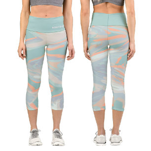 Personalized Holographic Camouflage Capri Leggings