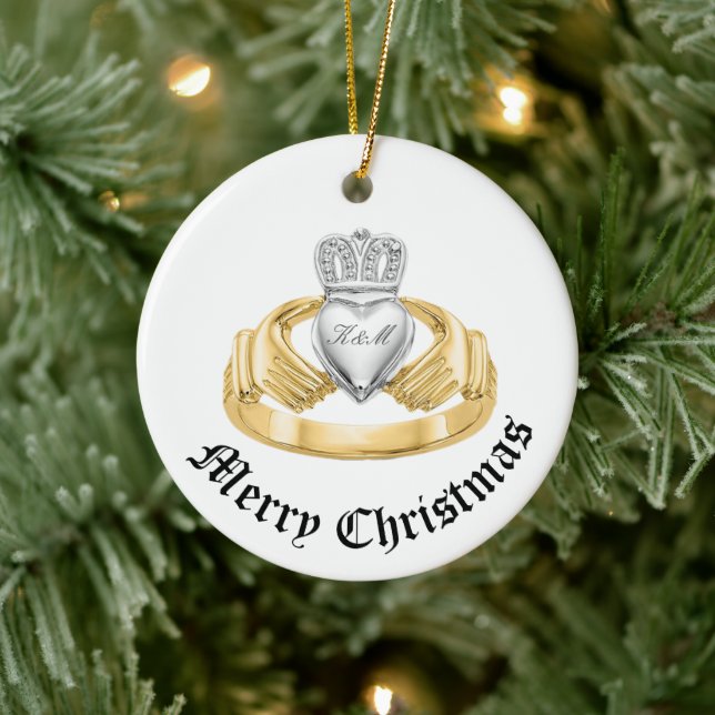Personalized Irish Claddagh - Nollaig Shona Duit Ceramic Tree Decoration (Tree)