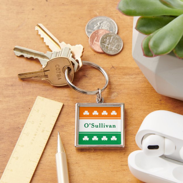 Personalized Irish Name Ireland Flag Colors Key Ring (Desk)