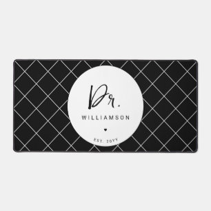 Personalized Name Dr Minimalist Doctor Graduation Desk Mat
