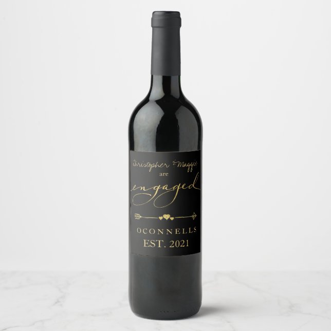 PERSONALIZED NAME WINE BOTTLE LAST NAME WEDDING LABEL (Front)