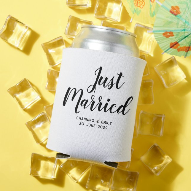 Personalized Newlywed Honeymoon Just Married Can Cooler (In Situ Summer)
