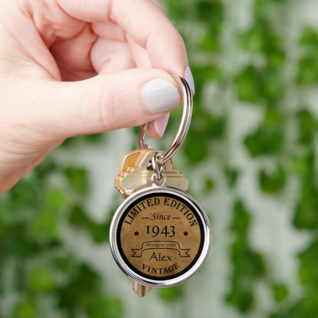 Personalized ninety vintage 90th birthday party key ring (Hand)