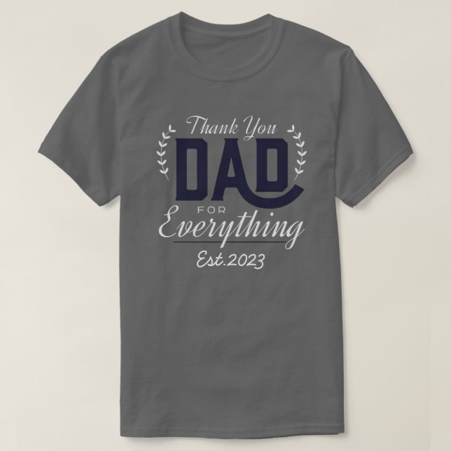 Personalized T-shirt for dad with children's names (Design Front)