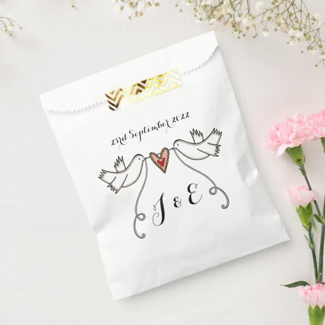 Personalized White Doves Wedding Favor Bags (Sealed)