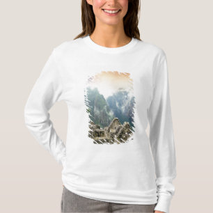 Peru, Machu Picchu, the ancient lost city of T-Shirt