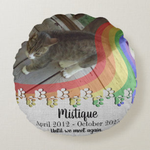Pet Memorial Remembrance Beloved Keepsake Round Cushion