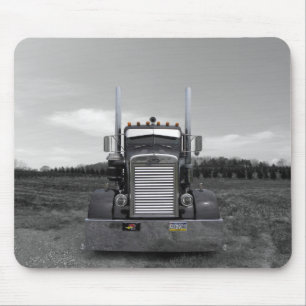 Peterbilt Needle Nose b/w Mousepad