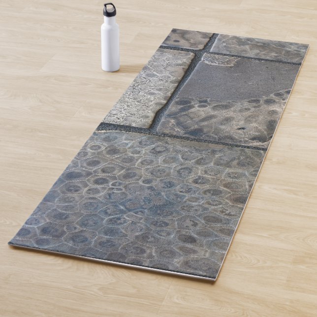 Petosky Stone Pattern Yoga Mat (In Situ)