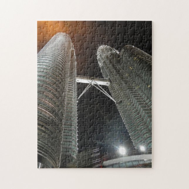 Petronas twins towers jigsaw puzzle (Vertical)