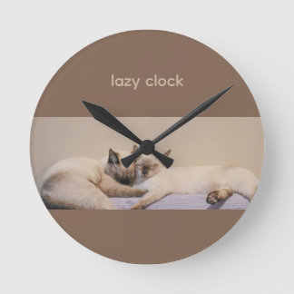 Pets Siamese Cats Round Clock