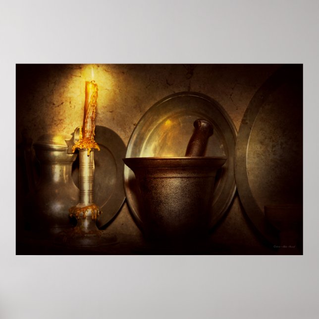 Pharmacist - Pestle - Open late Poster (Front)