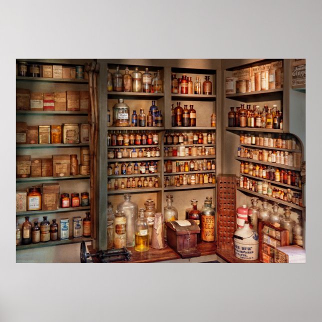 Pharmacy - Get me that bottle on the second shelf Poster (Front)