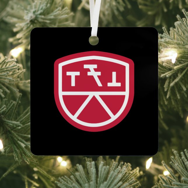 Phi Sigma Kappa Shield Metal Tree Decoration (Insitu)