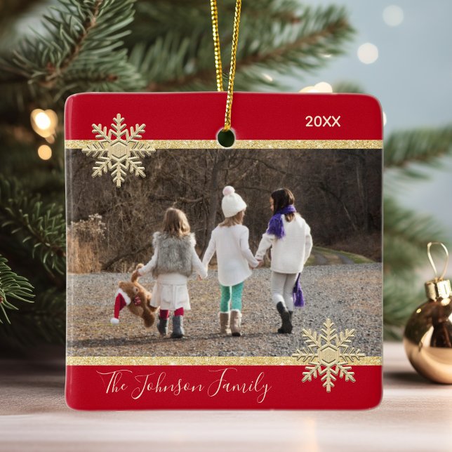 PHOTO Gold Red Snow Keepsake Christmas Holiday Ceramic Ornament (PHOTO Gold Red Snow Keepsake Christmas Holiday Ceramic Ornament)