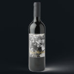 Photo label gold "Merry Christmas"<br><div class="desc">TRENDY CHRISTMAS GIFT idea: purchase your favourite wine bottles and personalise them with your custom photo label! Just add your own photo and adjust the text. Photography © Storytree Studios,  Stanford,  CA</div>