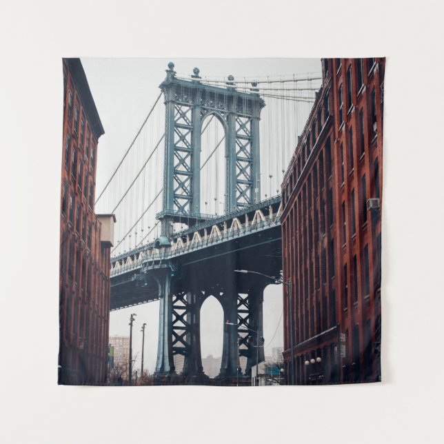 PHOTO OF MANHATTAN BRIDGE DURING DAYTIME TAPESTRY (Front)