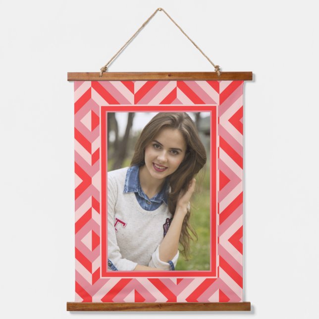 Photo Red Three-Tone Diamond Pattern Hanging Tapestry (Front)