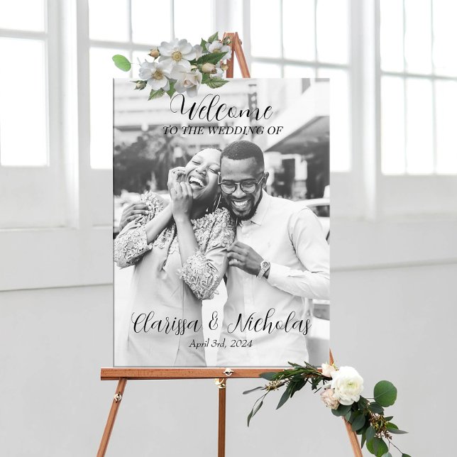 Photo wedding welcome sign fully customisable  (Creator Uploaded)