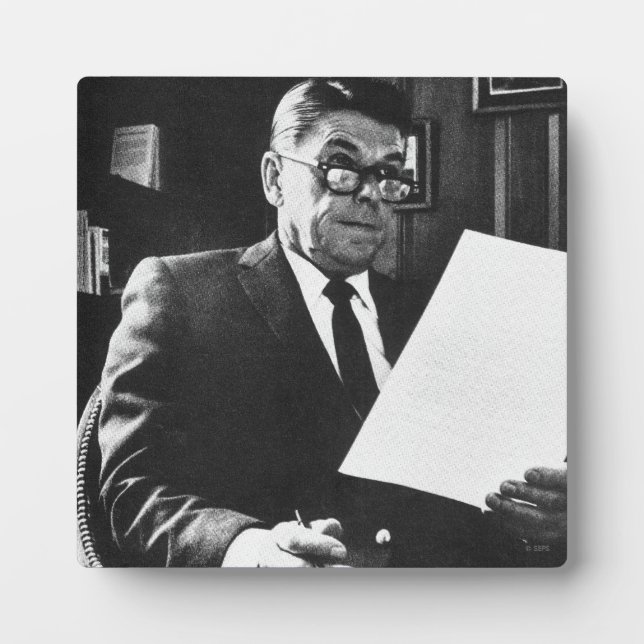 Photograph of Ronald Reagan Plaque (Front)