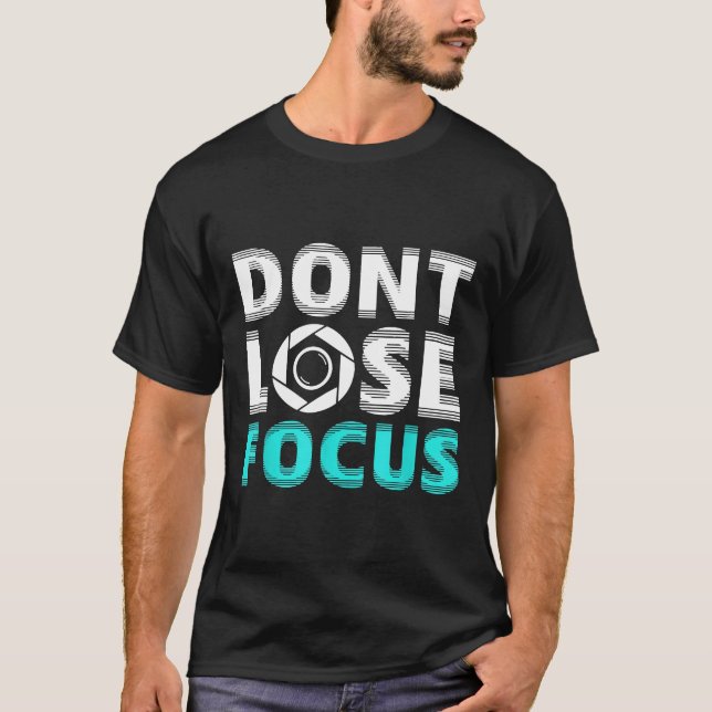 Photographer  Don't loose Focus Camera Blend Retro T-Shirt (Front)