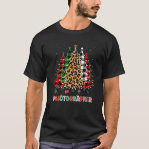 Photographer Leopard Red White Green Plaid Christm T-Shirt