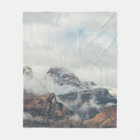 PHOTOGRAPHY OF MOUNTAIN RANGE DURING DAYTIME