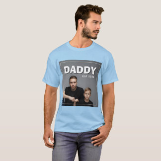 PhotoPop Daddy Est Custom Year Photo 2026 Trends T-Shirt