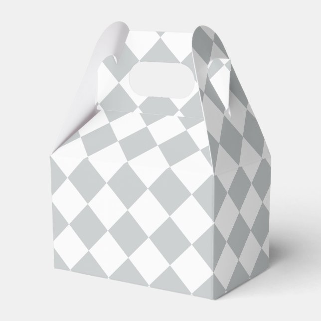 Pick your checkers colour Easily Customise This Favour Box (Front Side)