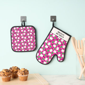 Pickleball Kitchen Line Personalise Magenta Green Oven Mitt & Pot Holder Set