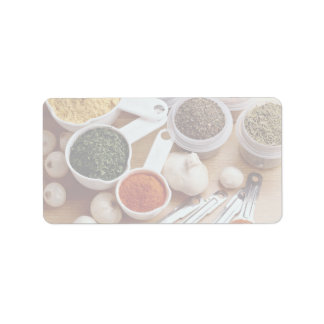 Picture of Fresh spices with garlic cloves Label