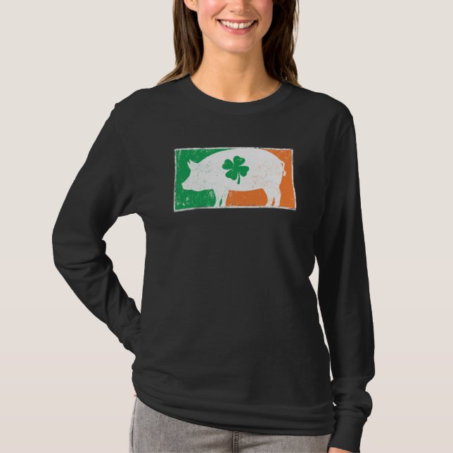 Pig St Patrick's Day Irish Flag C Distressed T-Shirt (Front)