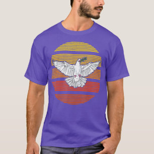 Pigeon Bird Lover Gift Vintage Retro Pigeon T-Shirt
