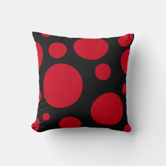 Pillow modern black & red with circles