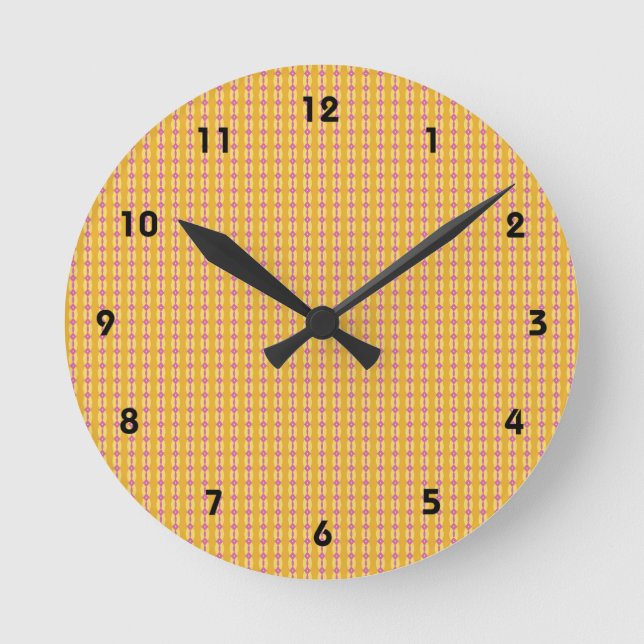 Pillow PP 14: 1 of 3 Round Clock (Front)