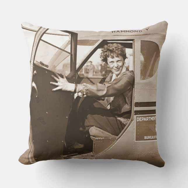 Pilot Amelia Earhart 1936 Cushion (Front)