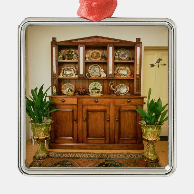 Pine and cedar dresser metal tree decoration (Front)