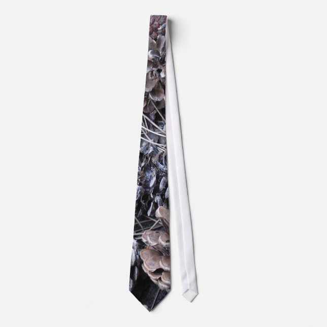 Pine Cone Bouquet Tie (Front)