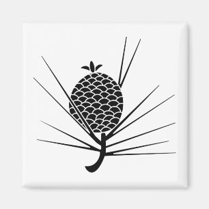 Pine cone with needles magnet