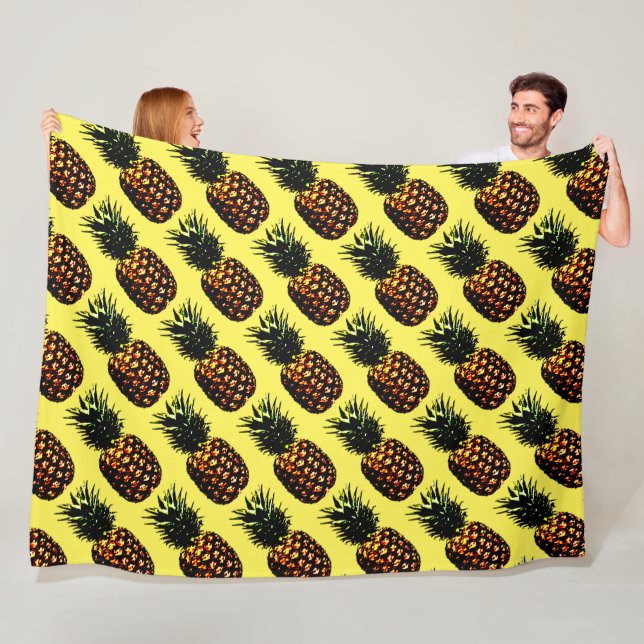 Pineapple Fleece Blanket (In Situ)