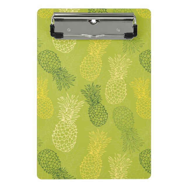 Pineapple Outline Pattern on Green Mini Clipboard (Front)