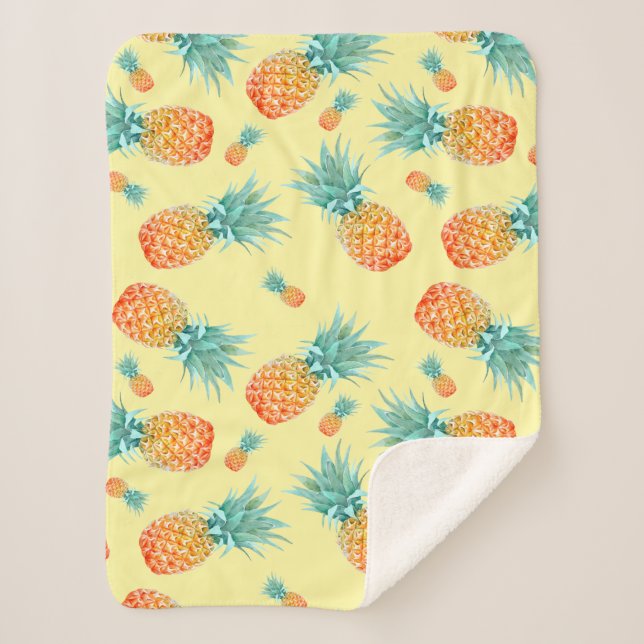 Pineapple Pattern Sherpa Blanket (Front)