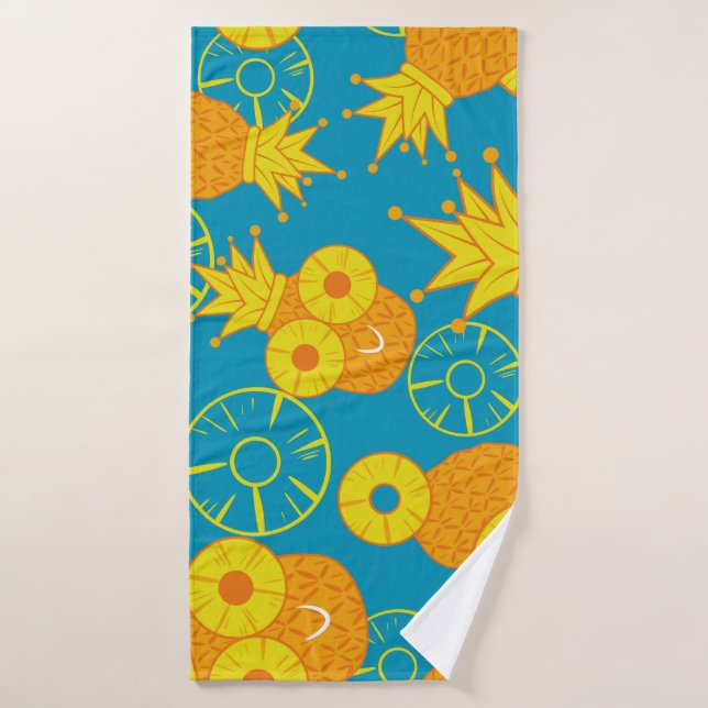 Pineapple Rings: Doodle Cartoon Vintage. Bath Towel (Bath Towel)