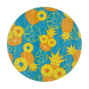 Pineapple Rings: Doodle Cartoon Vintage. Cutting Board